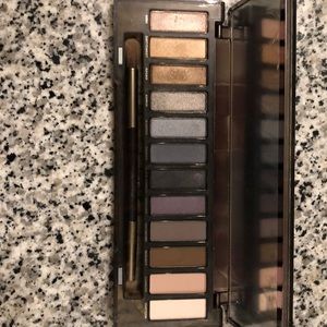 Urban Decay SMOKY Naked Pallet